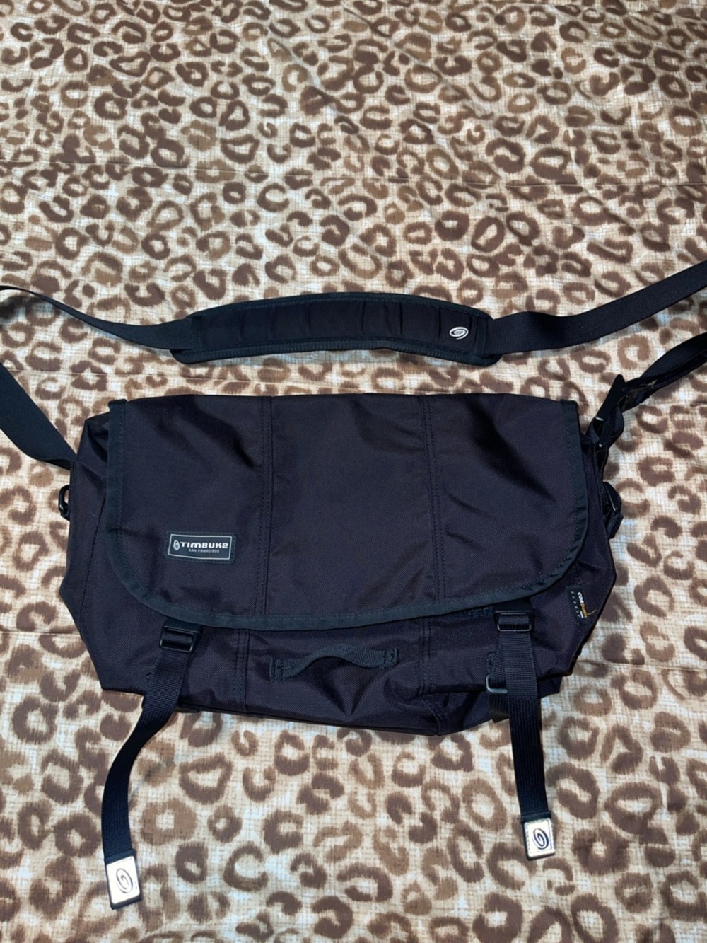 Timbuk2 Black Classic-Style Messenger Bag